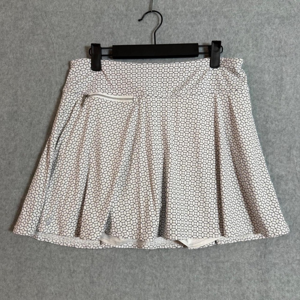 GGblue Luxe Sport Women Golf Skort White Navy Geometric Honeycomb Pleated Med